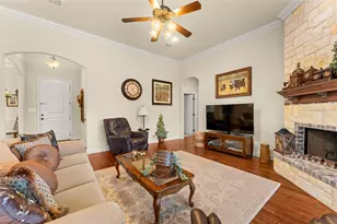 283 Briarleaf Cir, Hewitt, TX 76643 - Photo 10