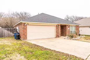801 Deedee Creek Dr, Euless, TX 76040 - Photo 4
