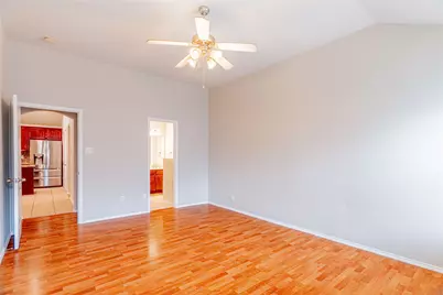 801 Deedee Creek Drive, Euless, TX 76040 - Photo 12