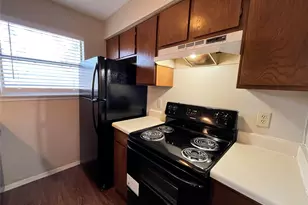 2526 W Prairie St, Denton, TX 76201 - Photo 2