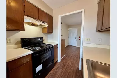2526 W Prairie Street #108, Denton, TX 76201 - Photo 8