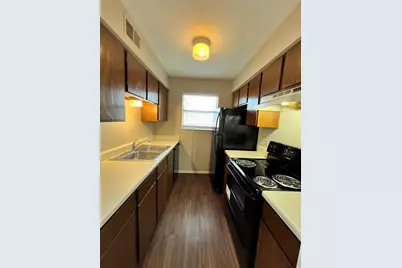 2526 W Prairie Street #108, Denton, TX 76201 - Photo 4