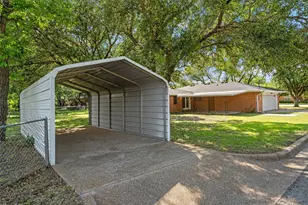 1400 W 6th St, McGregor, TX 76657 - Photo 30