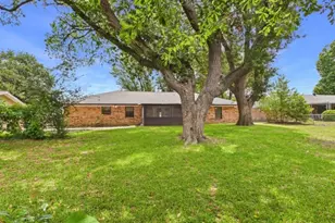 710 Bunny Rabbit Rd, Athens, TX 75751 - Photo 36