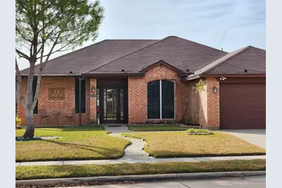 5776 Fenway Court, Haltom City, TX 76137 - Photo 2