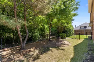 6308 Kiest Forest Dr, Frisco, TX 75035 - Photo 34