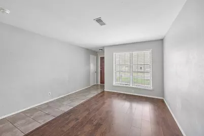 744 Willow Street, Hurst, TX 76053 - Photo 8