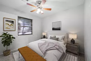 744 Willow St, Hurst, TX 76053 - Photo 18