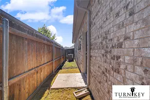 225 Stewart Bend Ct, Azle, TX 76020 - Photo 26