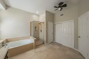 829 Brentwood Dr, Grand Prairie, TX 75052 - Photo 26