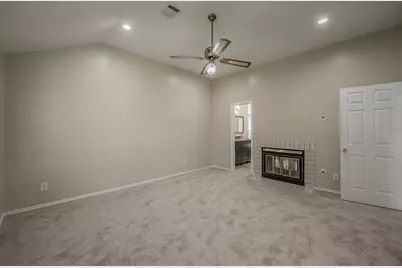 829 Brentwood Drive, Grand Prairie, TX 75052 - Photo 22