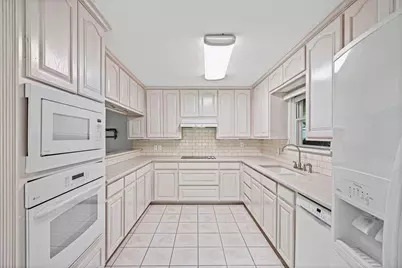 4208 Indian Creek Court, Granbury, TX 76049 - Photo 12