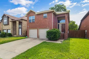 704 Meadowcreek Ct, Garland, TX 75043 - Photo 2