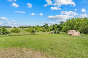 608 W Spring St, West, TX 76691 - Photo 24