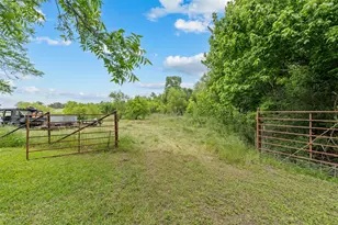 608 W Spring St, West, TX 76691 - Photo 22