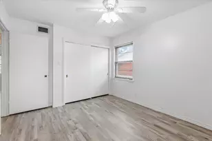 13649 Birchlawn Dr, Farmers Branch, TX 75234 - Photo 18