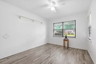 13649 Birchlawn Drive, Farmers Branch, TX 75234 - Photo 20