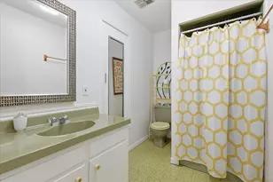 13649 Birchlawn Dr, Farmers Branch, TX 75234 - Photo 34