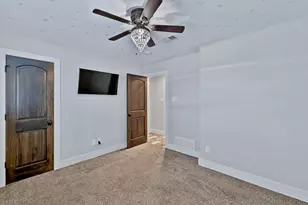 6553 Blue Grass Dr, Watauga, TX 76148 - Photo 16