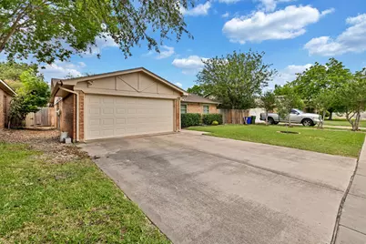 6553 Blue Grass Drive, Watauga, TX 76148 - Photo 2