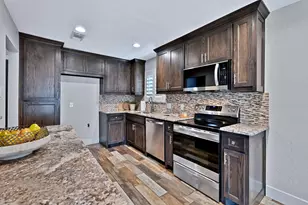 6553 Blue Grass Dr, Watauga, TX 76148 - Photo 8