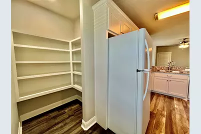 311 S Locust Street #205, Denton, TX 76201 - Photo 8