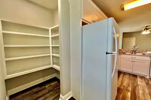 311 S Locust St, Denton, TX 76201 - Photo 8