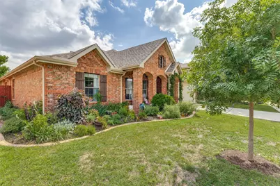 633 Bent Oak Drive, Fort Worth, TX 76131 - Photo 2