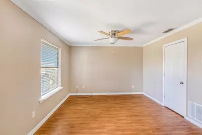892 W Vanderbilt, Stephenville, TX 76401 - Photo 28