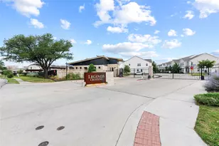 9924 Hennings St, Irving, TX 75063 - Photo 4