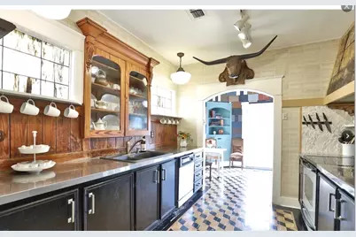 1033 Highland Avenue, Abilene, TX 79605 - Photo 10
