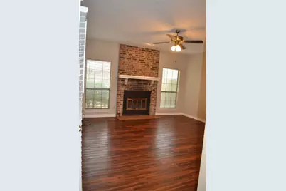 404 Benjamin Street, Denton, TX 76207 - Photo 4