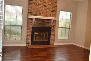 404 Benjamin St, Denton, TX 76207 - Photo 4