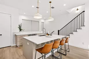 419 W 9th St, Dallas, TX 75208 - Photo 10
