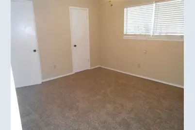 1920 Crooked Lane, Fort Worth, TX 76112 - Photo 10