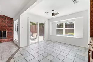 4933 Marcus Dr, Flower Mound, TX 75028 - Photo 4