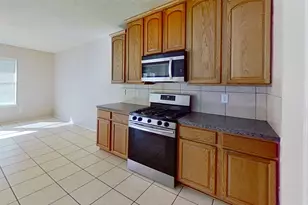 478 Clearbranch Dr, Lancaster, TX 75146 - Photo 6