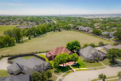 1301 Breamar Drive, Carrollton, TX 75007 - Photo 38