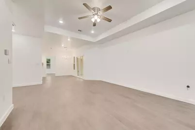 2706 Lenway Street, Dallas, TX 75215 - Photo 2