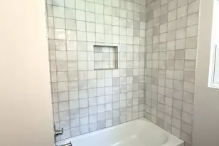 2324 Brockbank Dr, Irving, TX 75062 - Photo 10