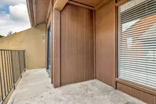 7152 Fair Oaks Ave, Dallas, TX 75231 - Photo 32