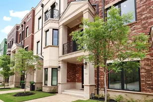 218 E Dallas Rd, Grapevine, TX 76051 - Photo 2