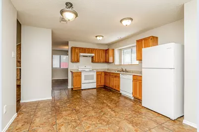 2661 Claremont Drive, Grand Prairie, TX 75052 - Photo 6