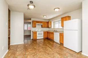 2661 Claremont Dr, Grand Prairie, TX 75052 - Photo 6