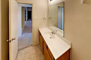960 Crowder Dr, Crowley, TX 76036 - Photo 10