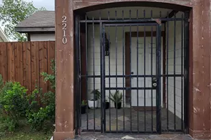 2210 Eugene St, Dallas, TX 75215 - Photo 4