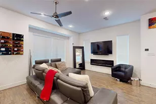 5811 Bryan Pkwy, Dallas, TX 75206 - Photo 12