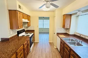 8513 Kensington Dr, Rowlett, TX 75088 - Photo 4