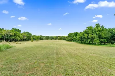 8542 Meadowbrook Drive, Fort Worth, TX 76120 - Photo 12