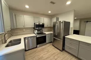 7522 Holly Hill Dr, Dallas, TX 75231 - Photo 8
